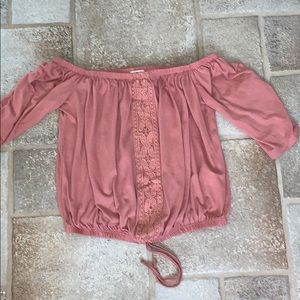 Off the shoulder Crop top